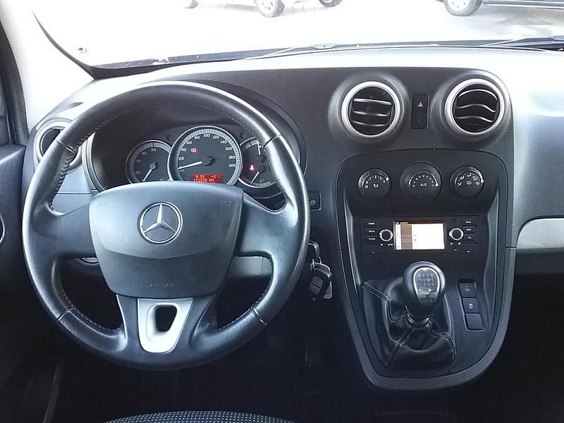 Gebraucht Mercedes Citan 111 Edition 110 PS (80 kW) 2017 Blau Kombi