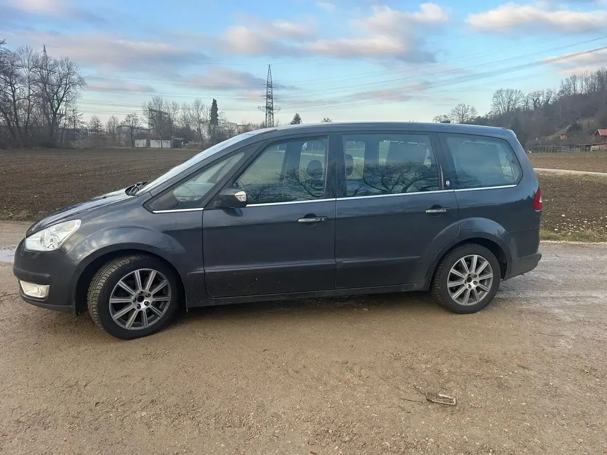 Gebraucht Ford Galaxy 177 PS (130 kW) 2008 Blau Van / Kleinbus