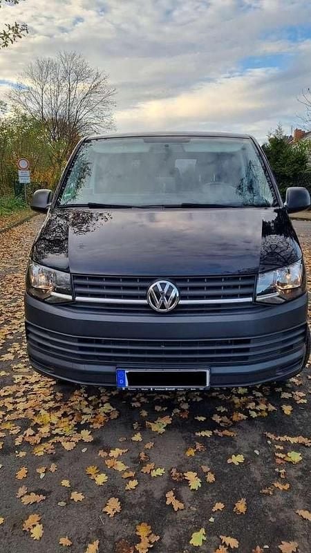 Schwarz Gebraucht 2019 VW T6 Van | 24.900 € (Guter Preis) - Bild 1/4