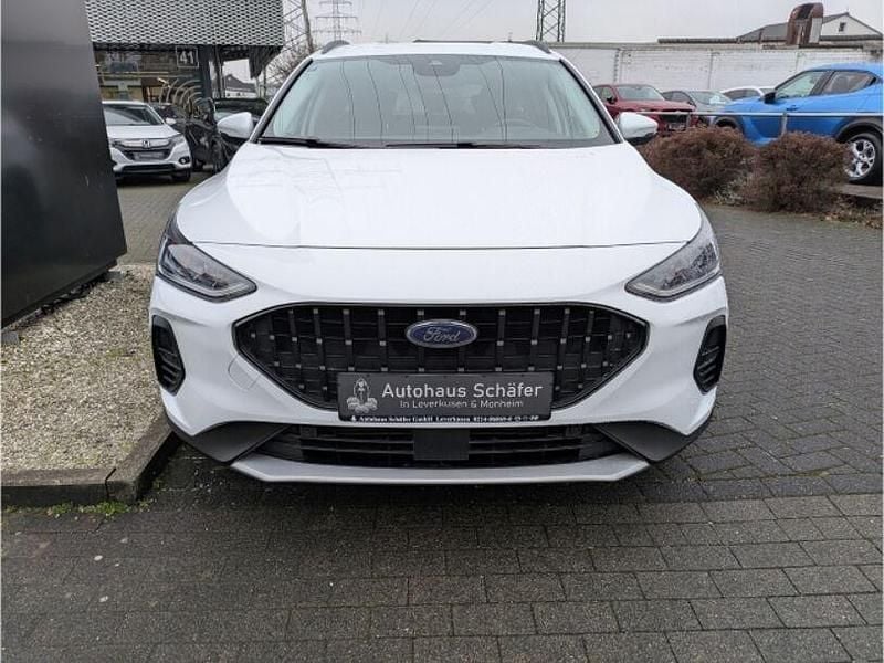 Gebraucht Ford Focus Active 125 PS (91 kW) 2022 Weiss Kombi