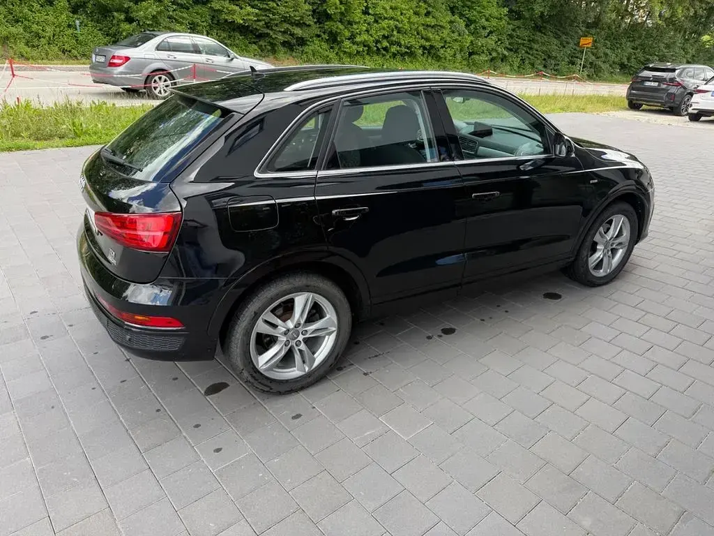 Gebraucht Audi Q3 Basis 150 PS (110 kW) 2016 Schwarz SUV