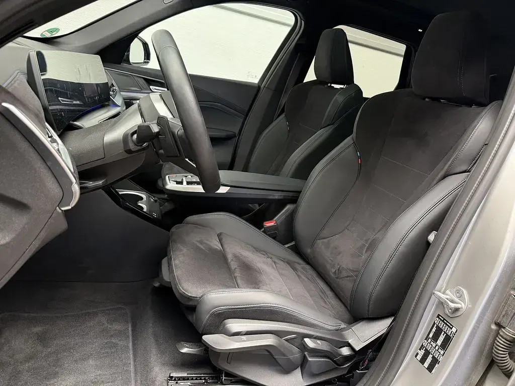 Gebraucht BMW X1 M Sport 150 PS (110 kW) 2025 Spacesilber SUV