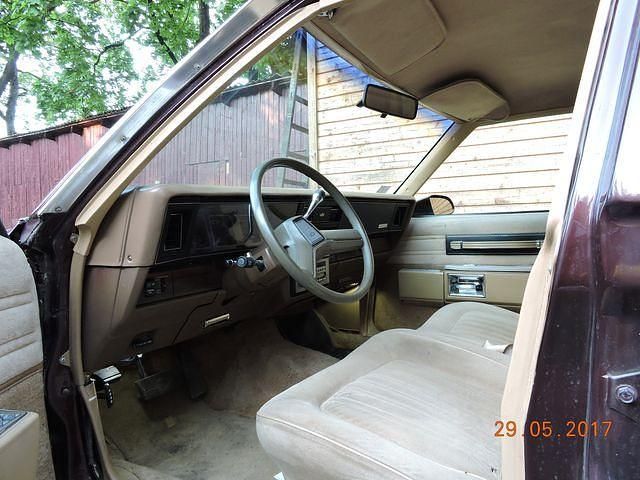 Gebraucht Chevrolet Caprice 173 PS (127 kW) 1985 Violett Limousine