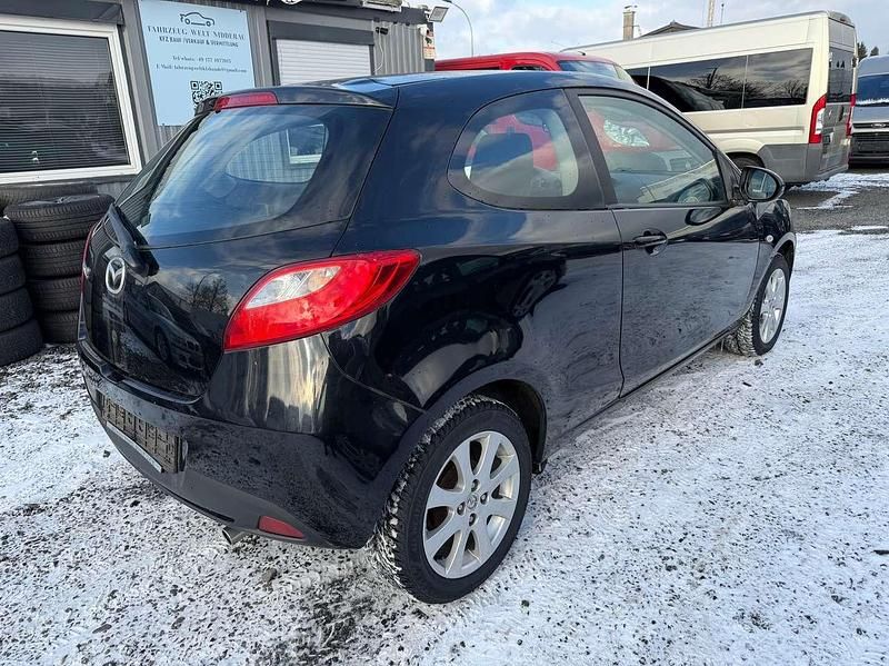 Gebraucht Mazda 2 Active 75 PS (55 kW) 2011 Schwarz Limousine