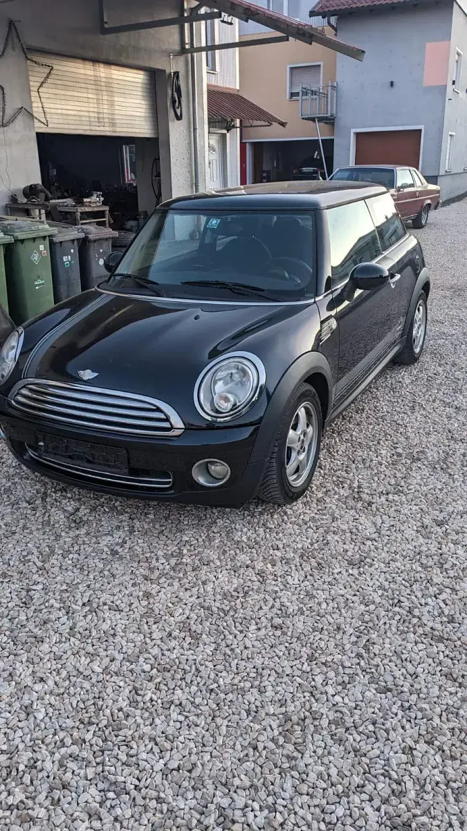 Usado Mini ONE Pepper 95 HP (69 kW) 2008 Preto Citadino