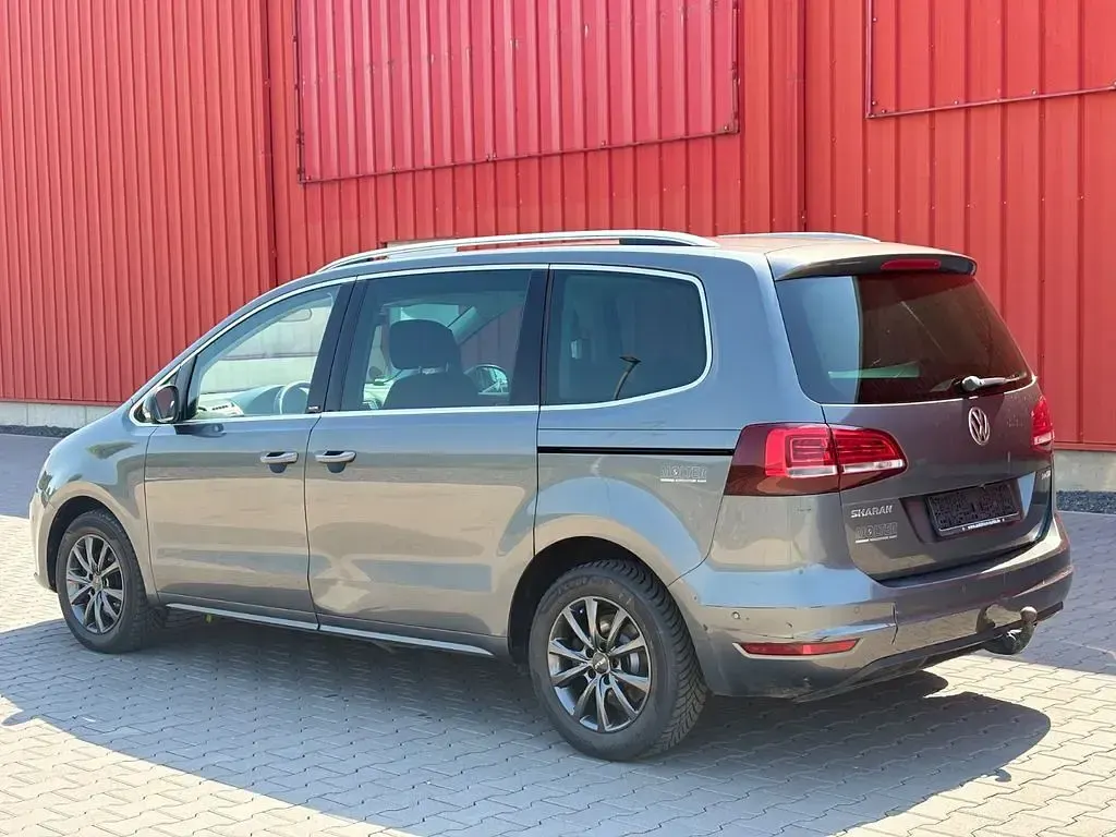 Gebraucht VW Sharan Allstar 184 PS (135 kW) 2016 Grau Van / Kleinbus