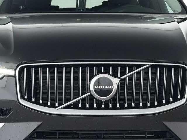 Gebraucht Volvo XC60 Core 398 PS (292 kW) 2025 Grau SUV