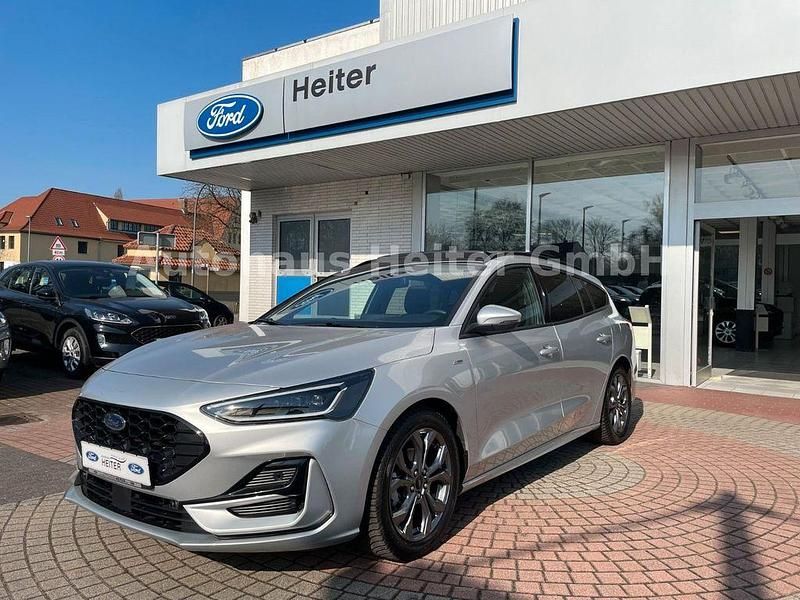 Gebraucht Ford Focus ST-Line X 155 PS (114 kW) 2024 Silber Kombi