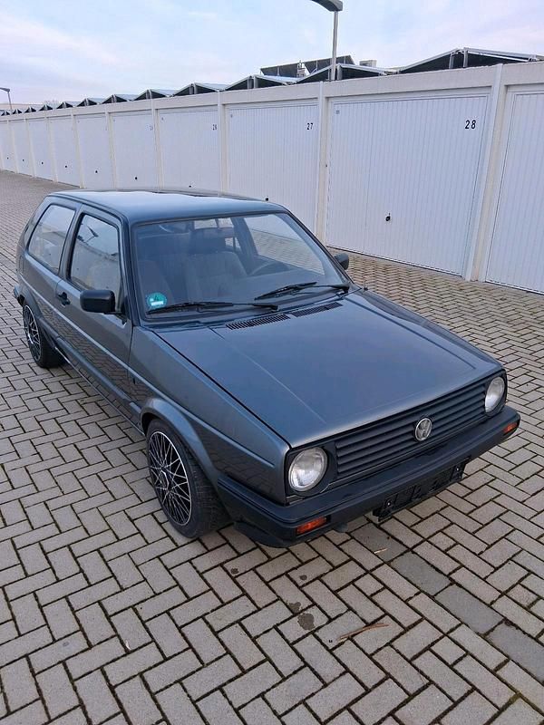 Gebraucht VW Golf II 70 PS (51 kW) 1990 Grau Kleinwagen
