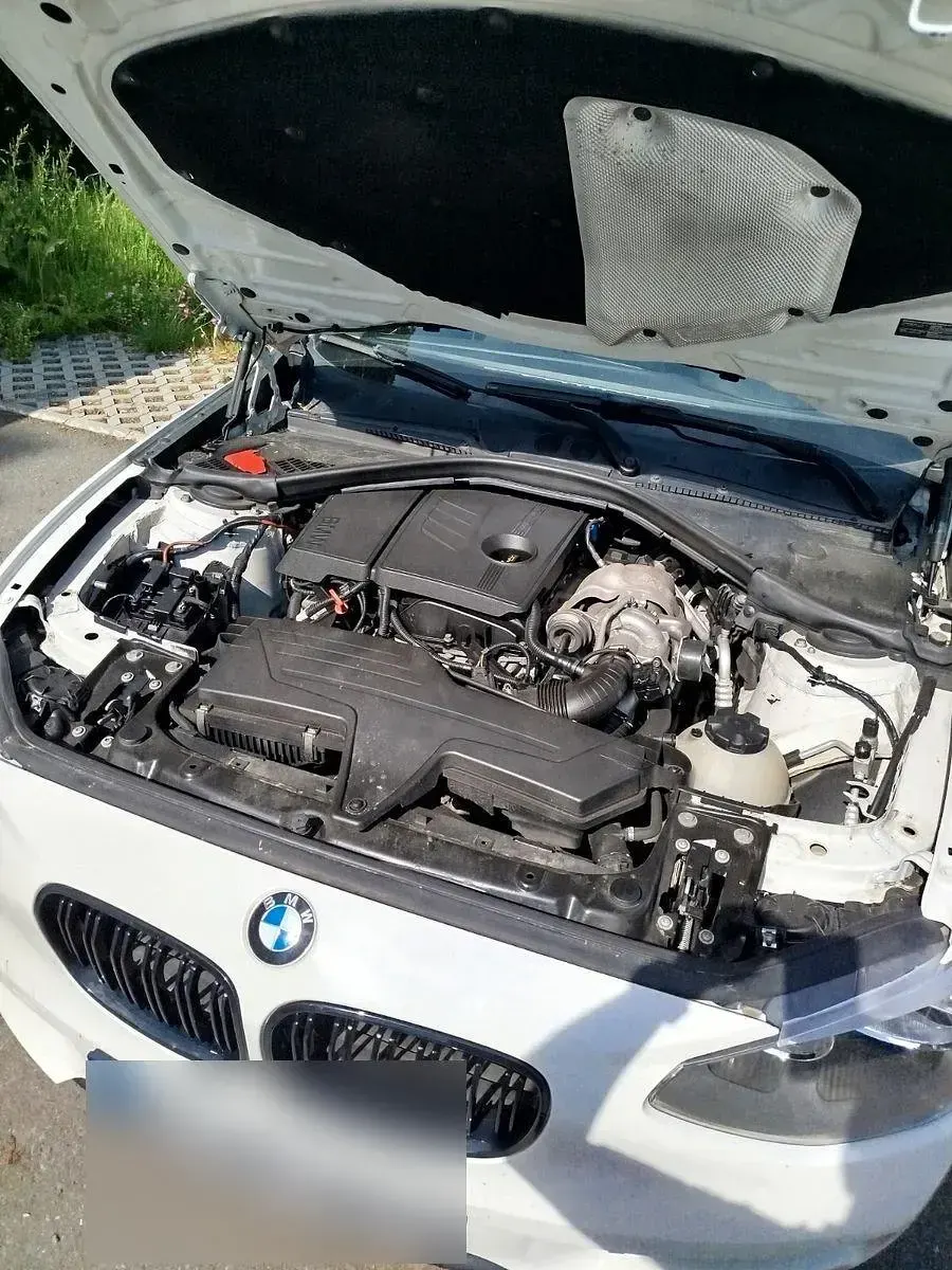 Gebraucht BMW 116 Sport Line 136 PS (100 kW) 2012 Weiß Kleinwagen