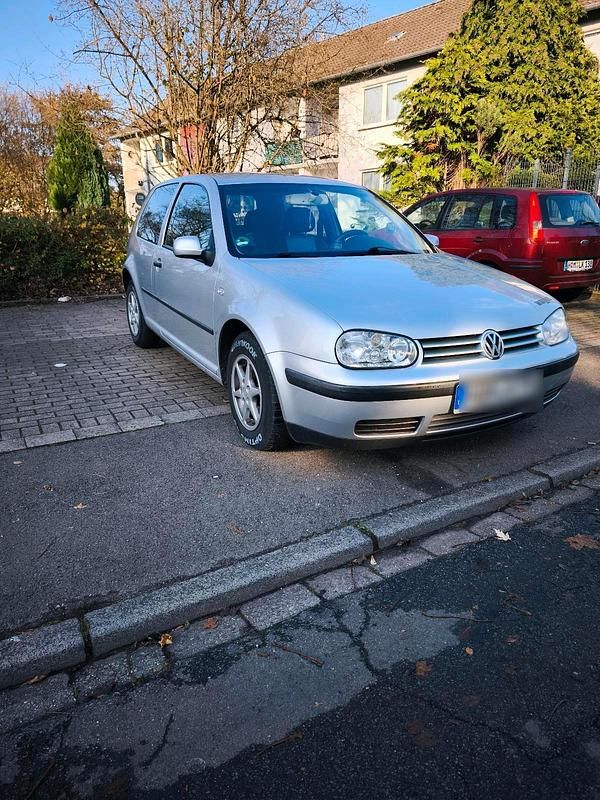 Silber Gebraucht 2001 VW Golf IV Coupé | 1.100 € (Fairer Preis) - Bild 1/4