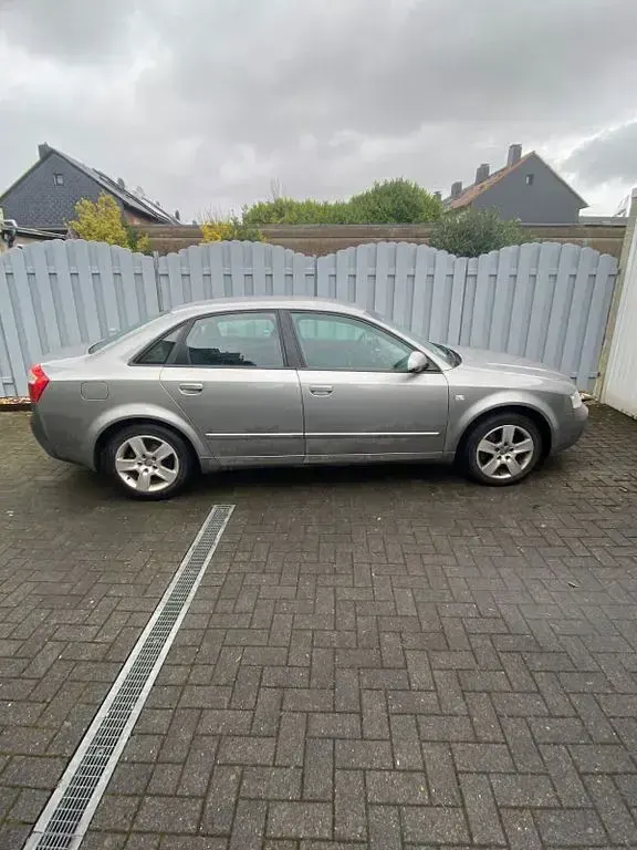 Gebraucht Audi A4 170 PS (125 kW) 2003 Grau Limousine