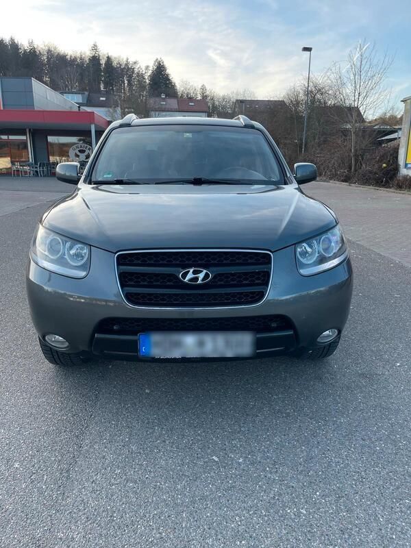 Grau Gebraucht 2008 Hyundai Santa Fe GLS SUV | 5.750 € (Etwas zu teuer) - Bild 1/4