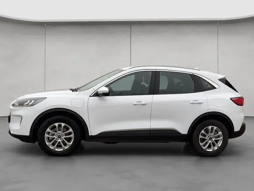 Gebraucht Ford Kuga Titanium 224 PS (164 kW) 2022 Weiß SUV