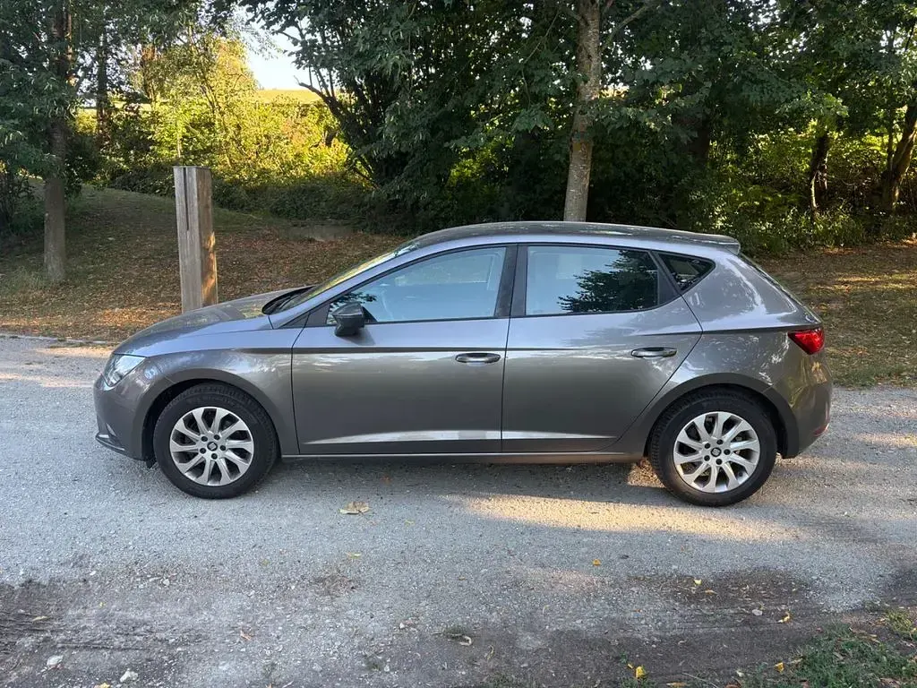 Gebraucht Seat Leon ST Reference 110 PS (80 kW) 2016 Grau Kombi