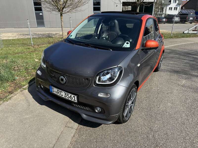 Gebraucht 2017 Smart ForFour Brabus Limousine | 15.850 € (Etwas zu teuer) - Bild 1/4