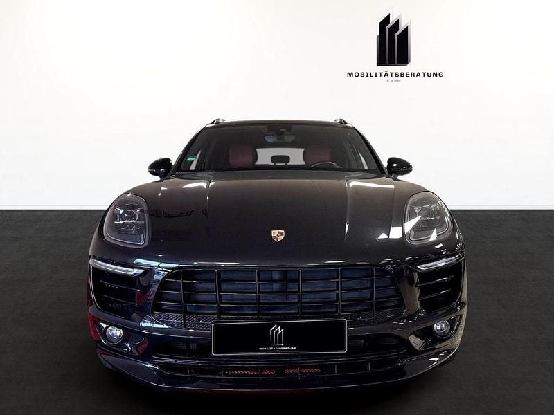 Schwarz Gebraucht 2018 Porsche Macan S SUV | 39.999 € (Superpreis) - Bild 1/4