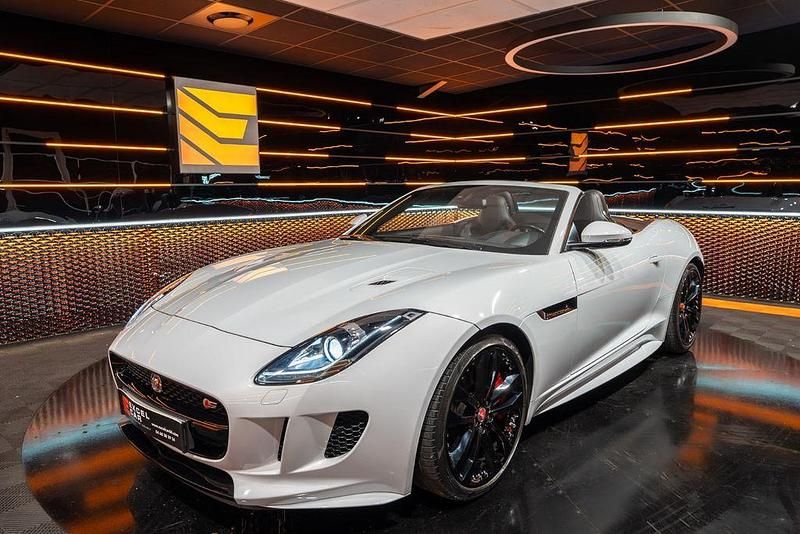 Weiß Gebraucht 2017 Jaguar F-Type S Cabrio | 64.900 € - Bild 1/4