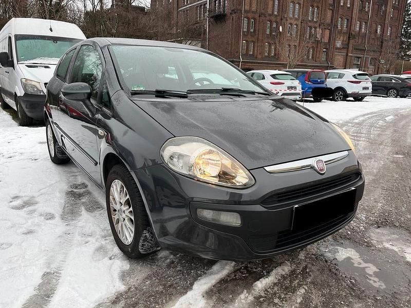 Gebraucht Fiat Grande Punto 77 PS (56 kW) 2011 Grau Kleinwagen