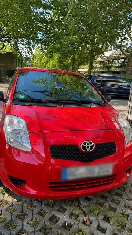 Gebraucht Toyota Yaris 69 PS (50 kW) 2007 Rot Kleinwagen