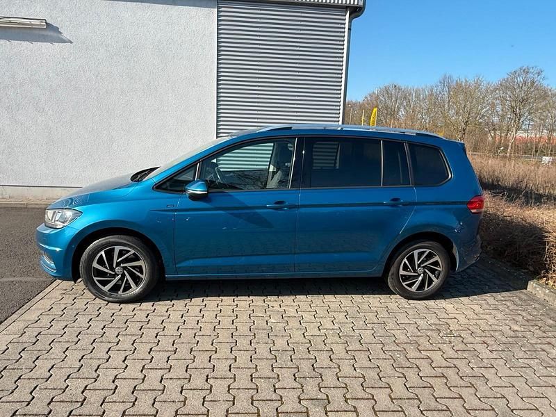 Gebraucht VW Touran 115 PS (84 kW) 2018 Blau Van / Kleinbus