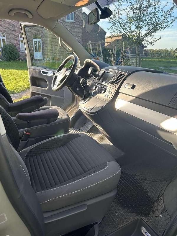 Gebraucht VW T5 Cup 179 PS (131 kW) 2014 Beige Van