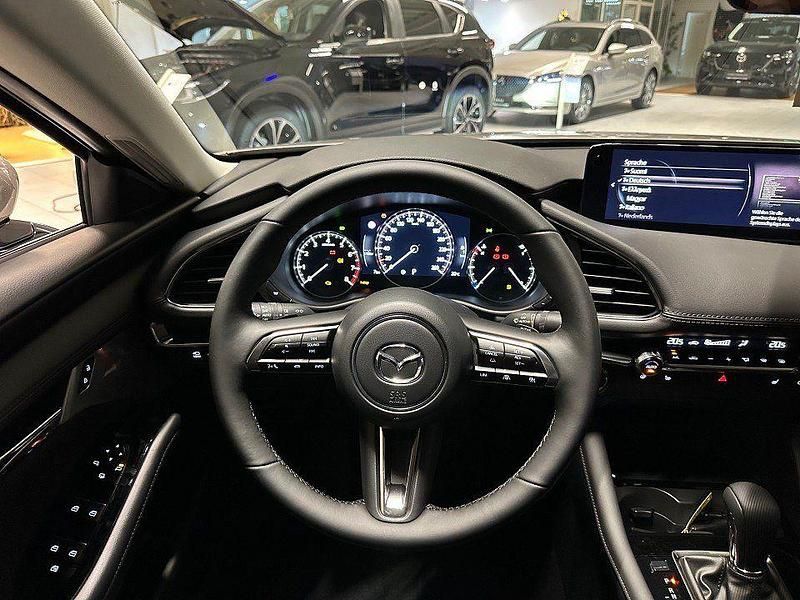 Gebraucht Mazda 3 Exclusive-Line 140 PS (102 kW) 2025 Gold Limousine