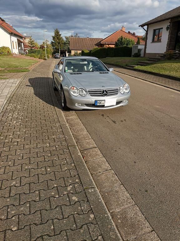 Silber Gebraucht 2005 Mercedes SL350 Edition Cabrio | 26.500 € (Teuer) - Bild 1/4