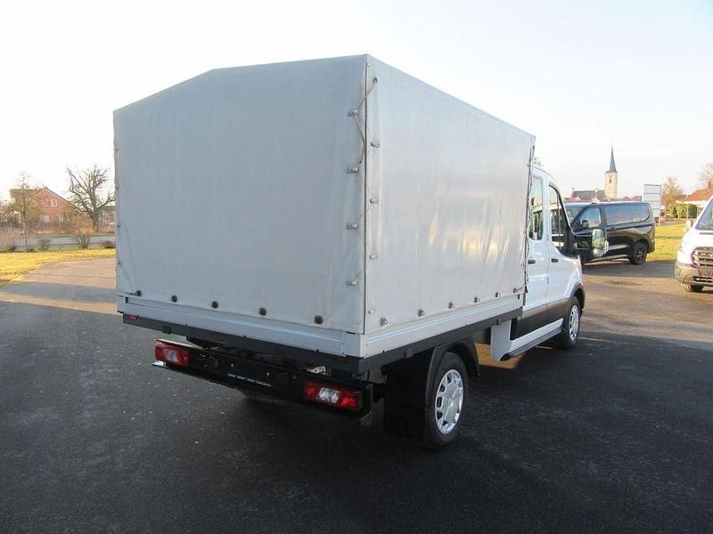 Gebraucht Ford Transit Trend 131 PS (96 kW) 2020 Weiß Limousine