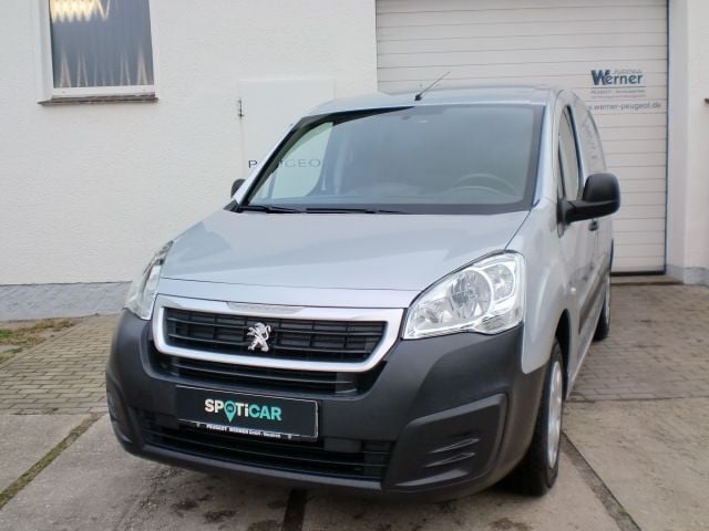 Other Gebraucht 2018 Peugeot Partner Van / Kleinbus | 9.520 € (Guter Preis) - Bild 1/4