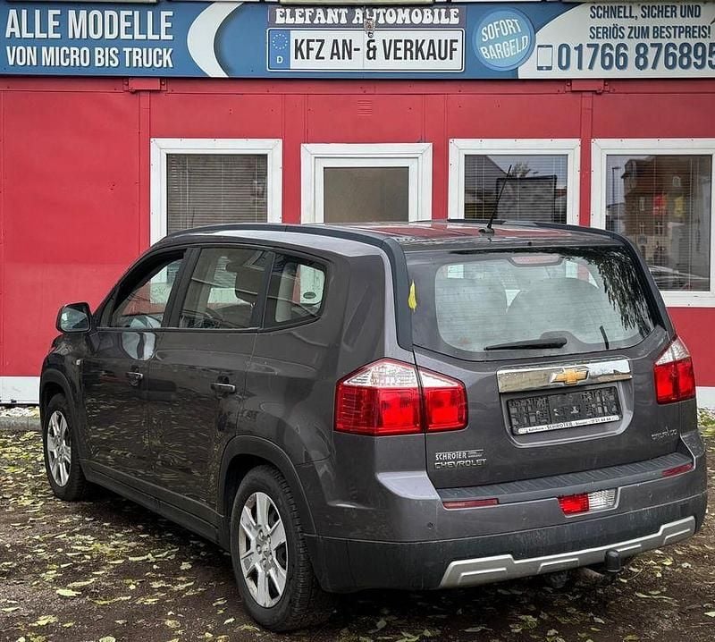 Gebraucht Chevrolet Orlando LT 131 PS (96 kW) 2012 Grau Van / Kleinbus