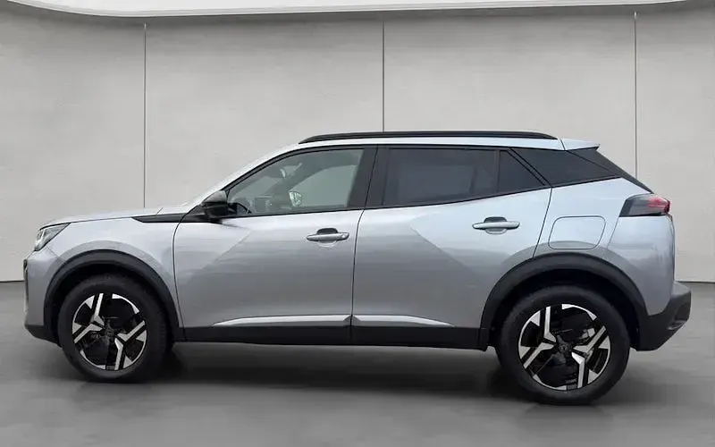 Gebraucht Peugeot 2008 Allure 131 PS (96 kW) 2024 Silber SUV