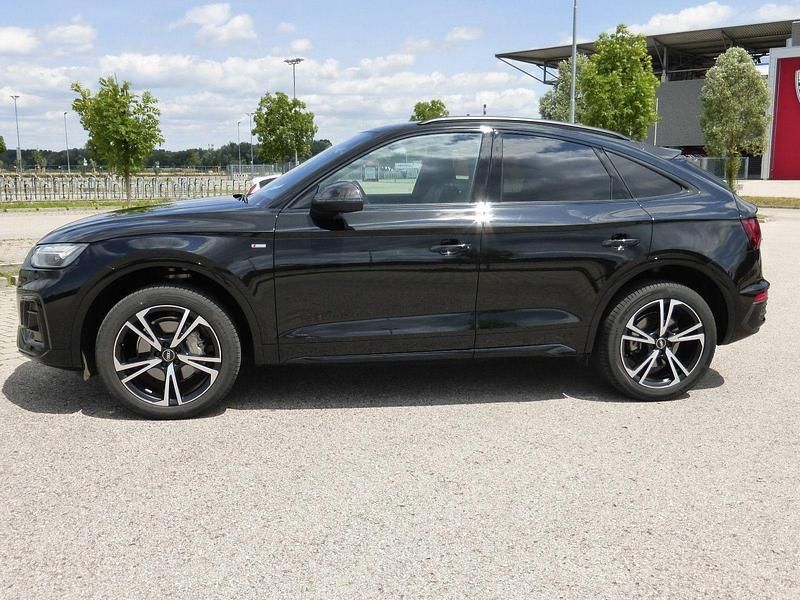 Second-hand Audi Q5 S-line plus 265 CP (194 kW) 2022 Negru SUV