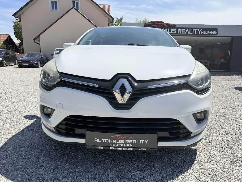 Gebraucht Renault Clio IV LIMITED 73 PS (53 kW) 2016 Gletscherweiss Limousine
