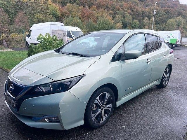 Gebraucht 2018 Nissan Leaf Acenta Kleinwagen | 8.800 € (Superpreis) - Bild 1/4