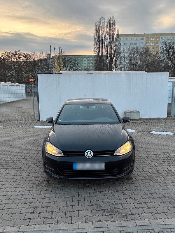 Gebraucht VW Golf VII R-line 85 PS (62 kW) 2016 Schwarz Limousine