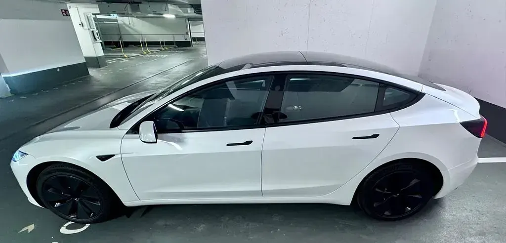 Occasion Tesla Model 3 RWD 224 kW (305 ch) 2025 Blanc Berline