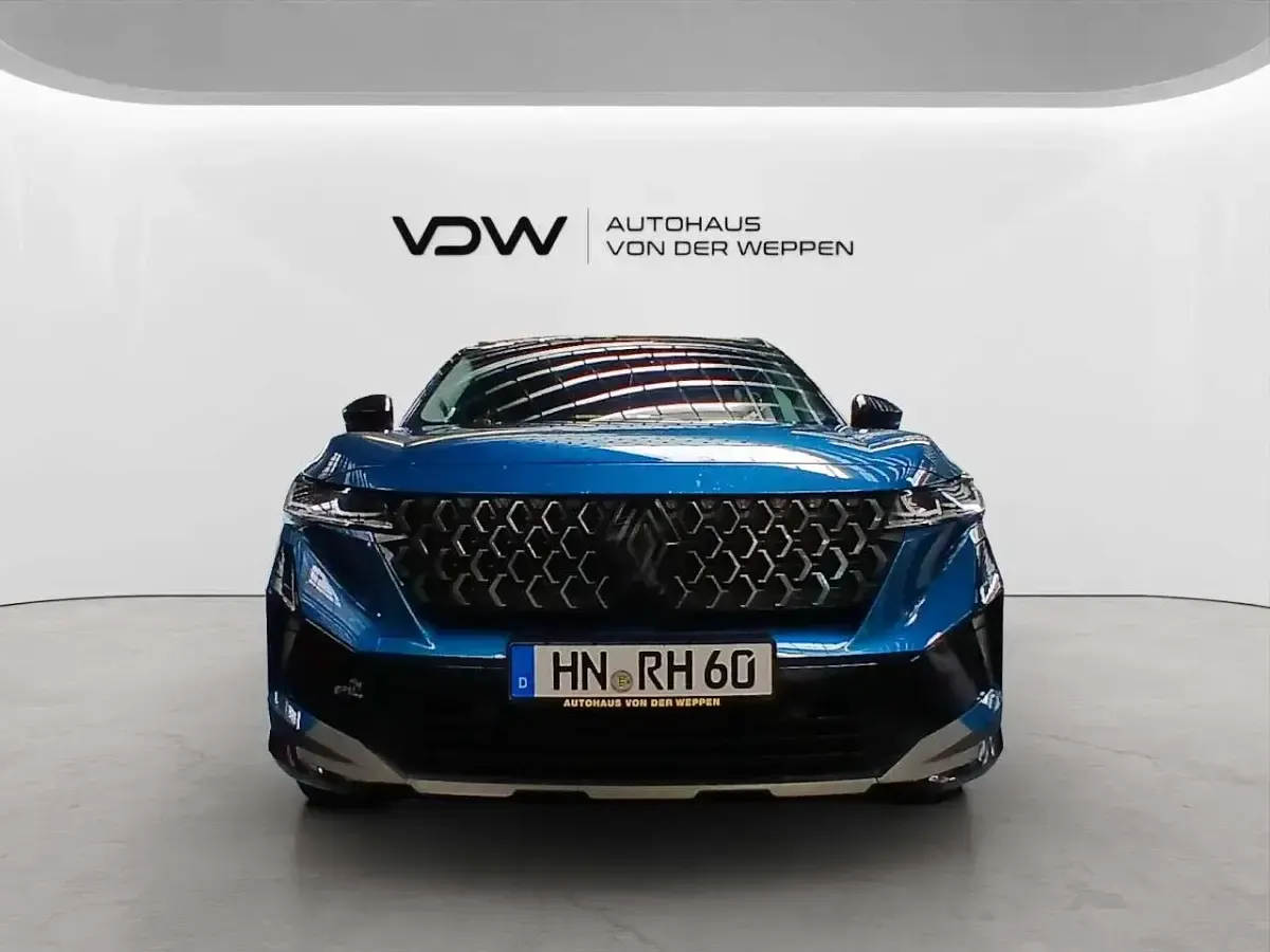 Gebraucht Renault Austral Esprit Alpine 200 PS (147 kW) 2025 Südseeblau mit dach in black SUV