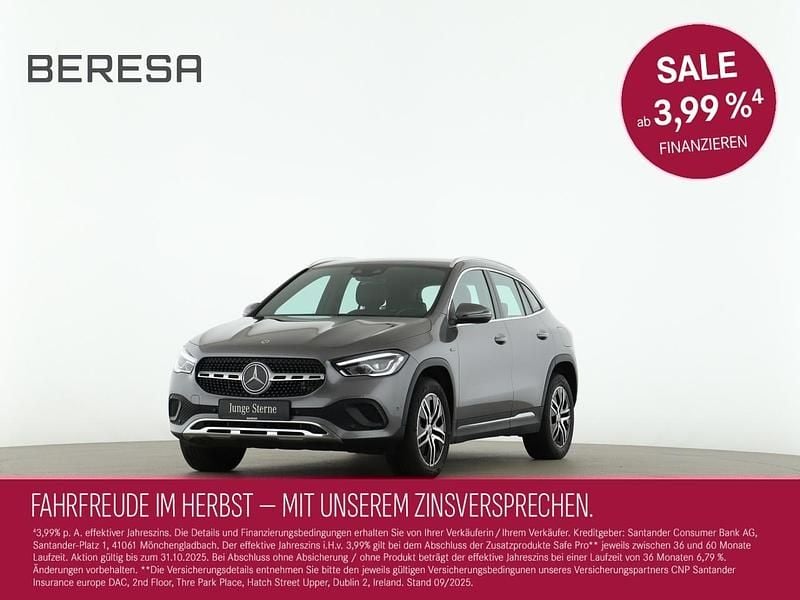 Grau Gebraucht 2021 Mercedes GLA250 Progressive SUV | 33.580 € (Fairer Preis) - Bild 1/4