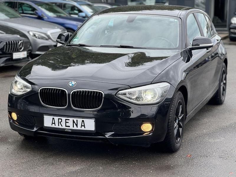 Gebraucht BMW 118 Advantage 143 PS (105 kW) 2015 Schwarz Kleinwagen