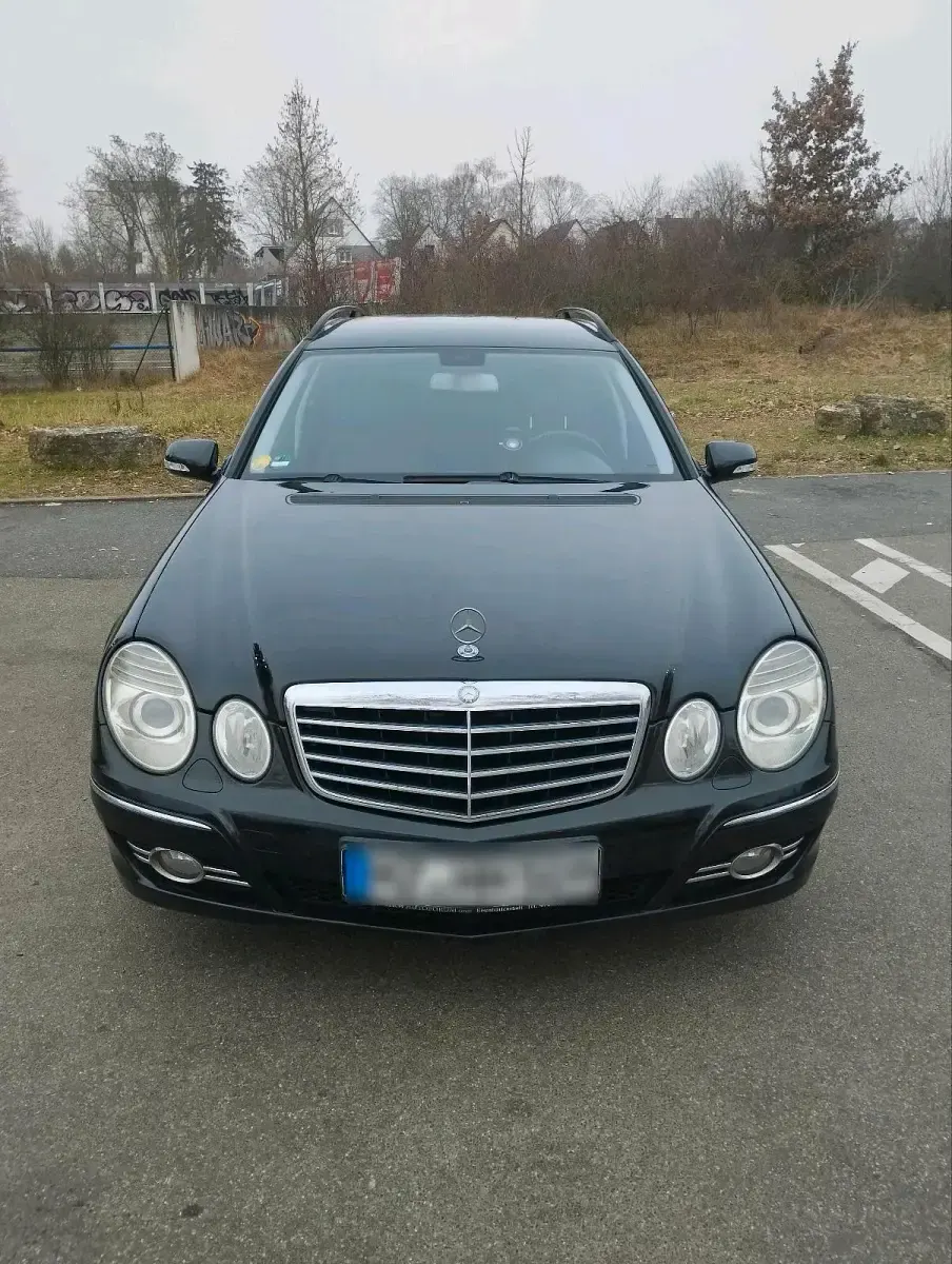 Gebraucht Mercedes E200 Avantgarde 190 PS (139 kW) 2007 Schwarz Kombi