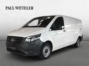 Gebraucht Mercedes Vito 163 PS (119 kW) 2023 Arktikweiss Van