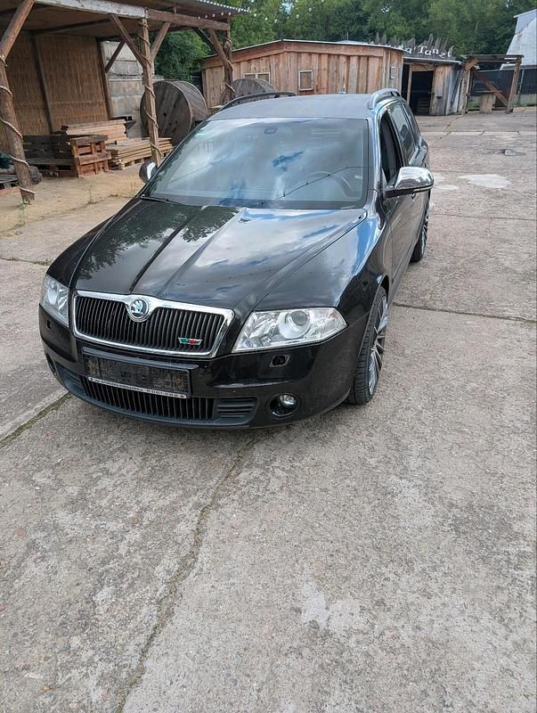 Schwarz Gebraucht 2009 Skoda Octavia RS Kombi | 5.099 € (Fairer Preis) - Bild 1/4