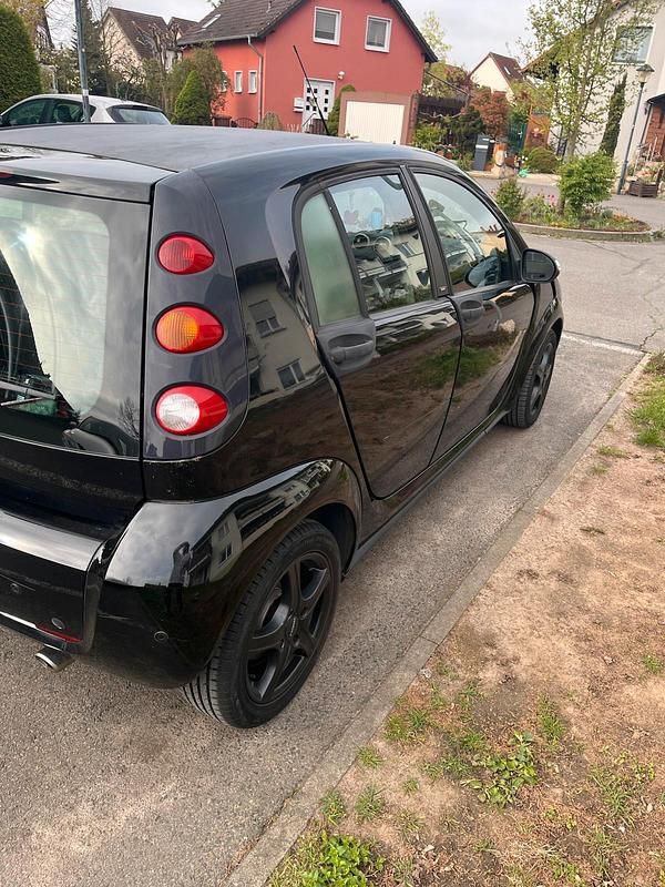 Usata Smart ForFour 75 CV (55 kW) 2004 Nero Utilitaria