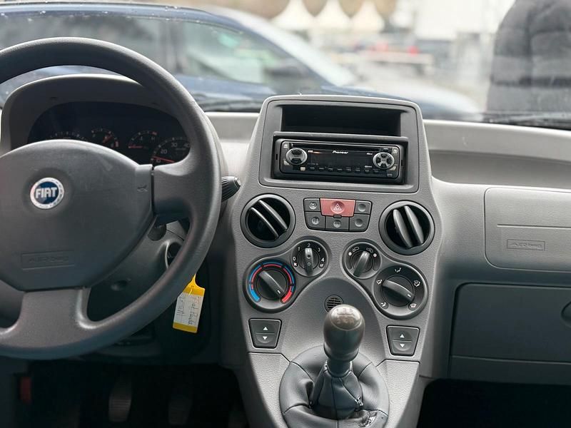 Gebraucht Fiat Panda 60 PS (44 kW) 2003 Grün Kleinwagen