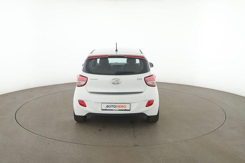 Gebraucht Hyundai i10 Sport 87 PS (63 kW) 2016 Weiß Kleinwagen