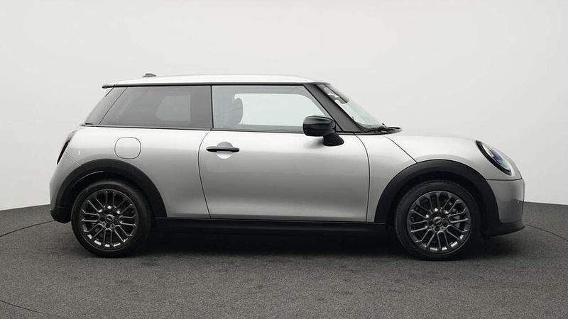 Gebraucht Mini Cooper Classic 156 PS (114 kW) 2024 Grau Kleinwagen