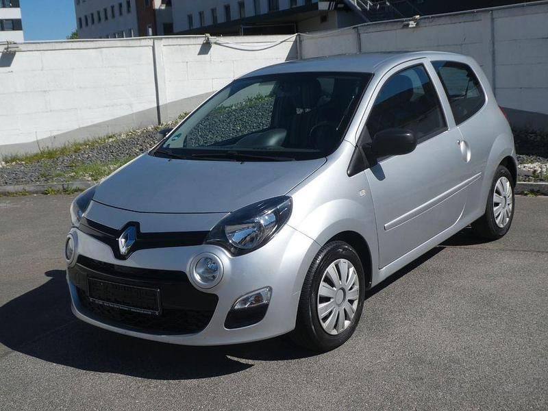 Second-hand Renault Twingo Expression 75 CP (55 kW) 2012 Argintiu Hatchback