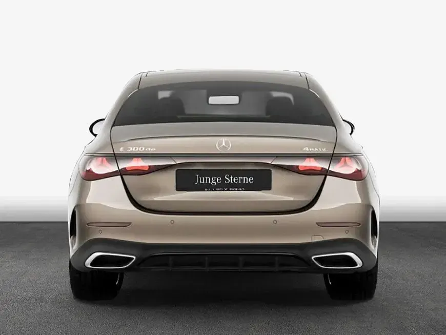 Gebraucht Mercedes E300 AMG 197 PS (144 kW) 2025 Samtbraun metallic Limousine