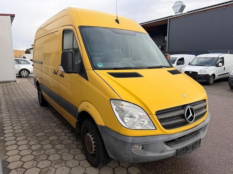Gebraucht Mercedes Sprinter 95 PS (69 kW) 2011 Gelb Van